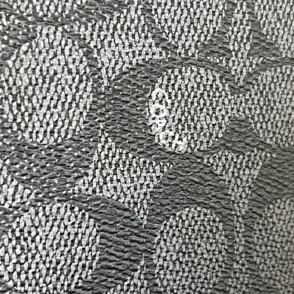 ✅Coach Houston Flight Bag In Signature - Picture 7 of 16